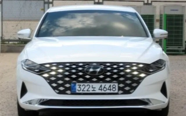 그랜져IG하이브리드 중고차 더 뉴 그랜저 IG 2.5 르블랑 매물 사진 7 - 2022/05 82,049km